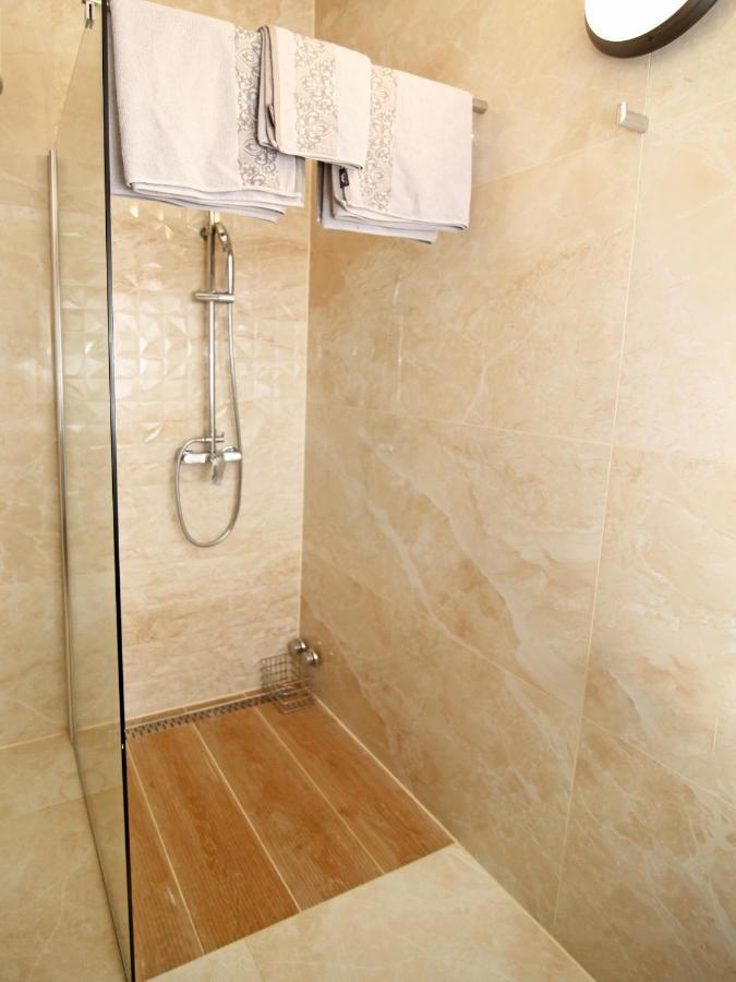 Bungalovi Amfora Ljubuški Exteriör bild